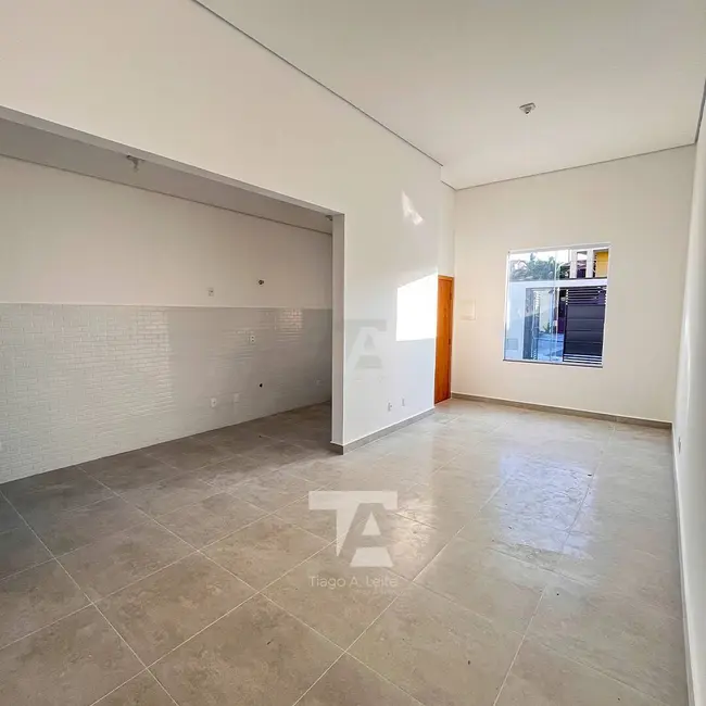 Foto 2 de Casa com 2 quartos à venda, 125m2 em Pindamonhangaba - SP