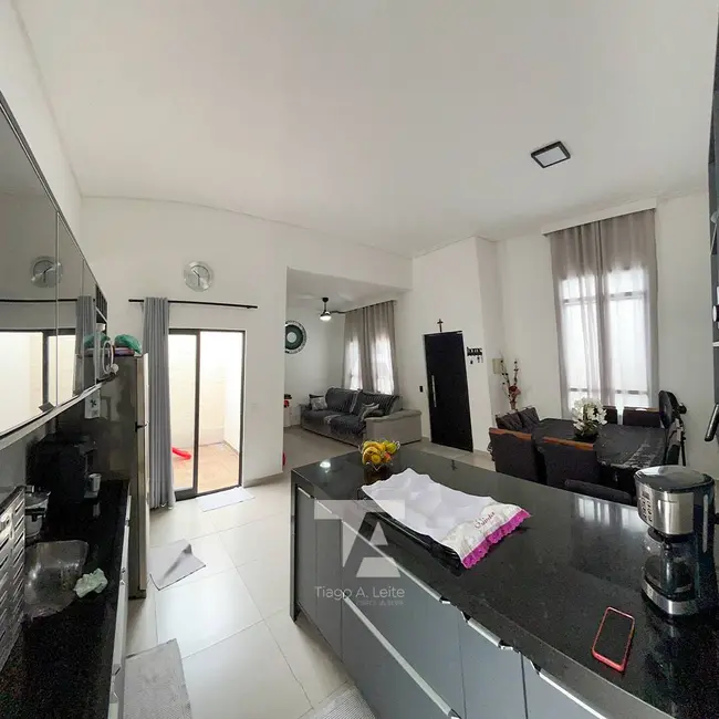 Foto 3 de Casa com 3 quartos à venda, 176m2 em Loteamento Santa Clara, Pindamonhangaba - SP