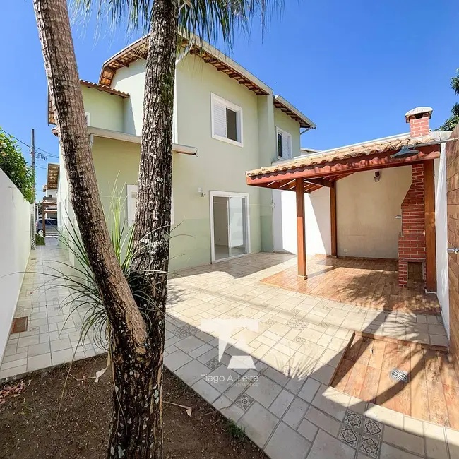 Casa de Condomínio com 3 quartos à venda, 140m2 em Jardim Cristina, Pindamonhangaba - SP - imagem 1 Foto 1 de Casa de Condomínio com 3 quartos à venda, 140m2 em Jardim Cristina, Pindamonhangaba - SP