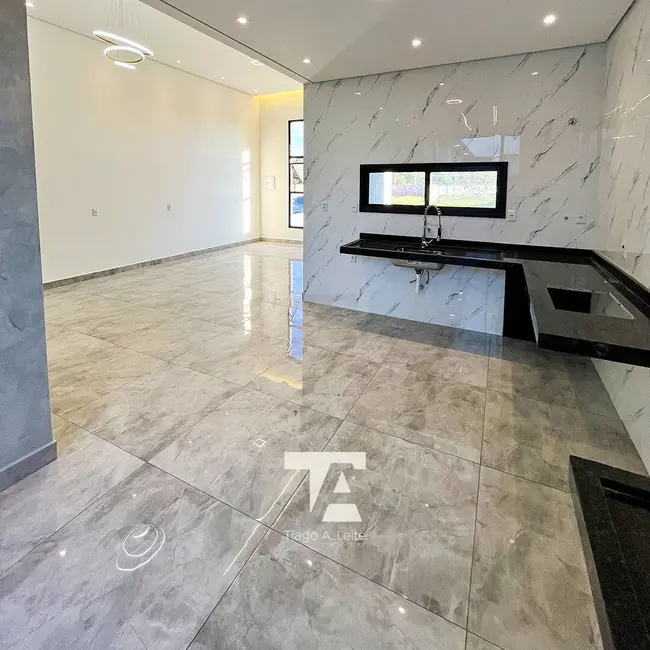 Foto 4 de Casa com 3 quartos à venda, 175m2 em Pindamonhangaba - SP