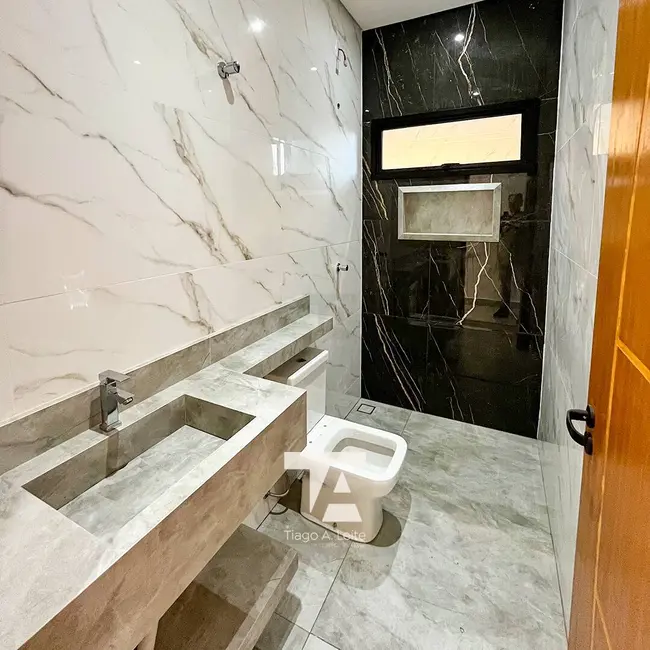 Foto 7 de Casa com 3 quartos à venda, 175m2 em Pindamonhangaba - SP