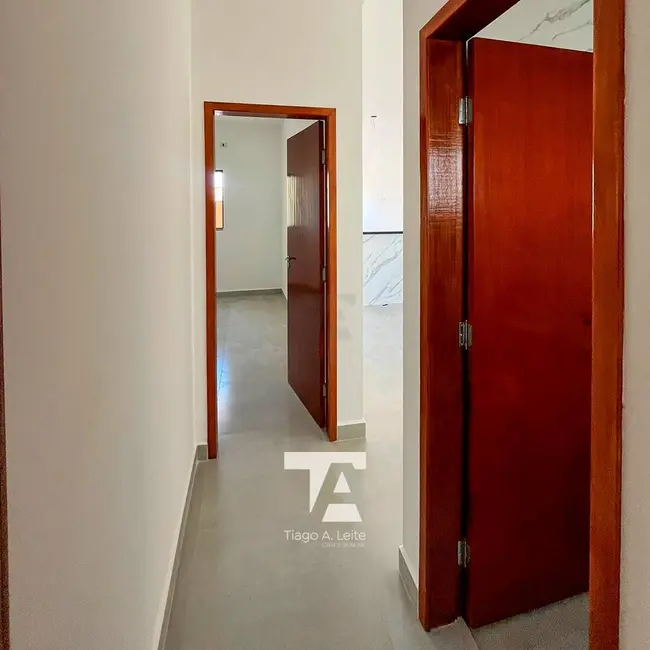 Foto 5 de Casa com 2 quartos à venda, 125m2 em Residencial e Comercial Portal dos Eucaliptos, Pindamonhangaba - SP