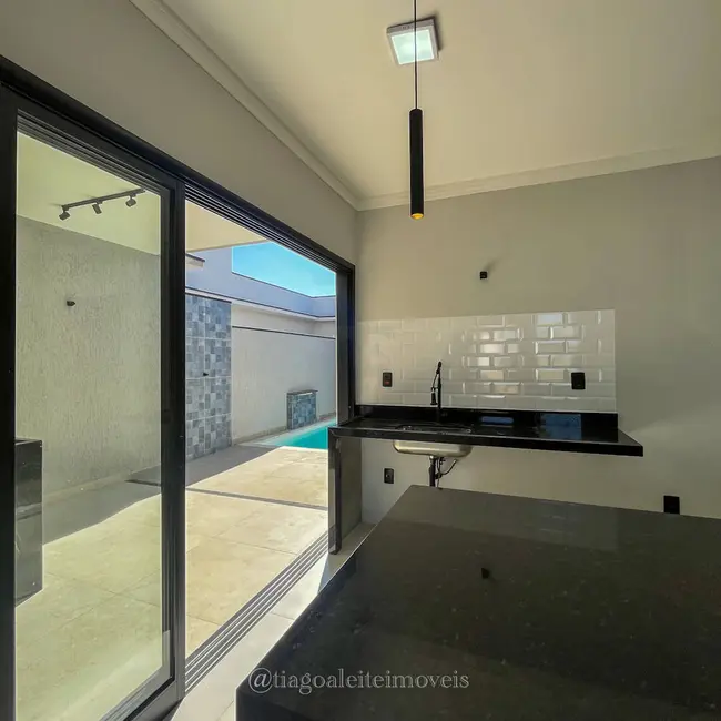 Foto 4 de Casa com 3 quartos à venda, 175m2 em Pindamonhangaba - SP