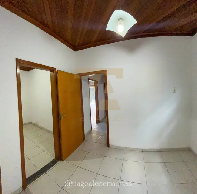 Sala Comercial à venda, 250m2 em Vila Bourghese, Pindamonhangaba - SP - imagem 5 Foto 5 de Sala Comercial à venda, 250m2 em Vila Bourghese, Pindamonhangaba - SP