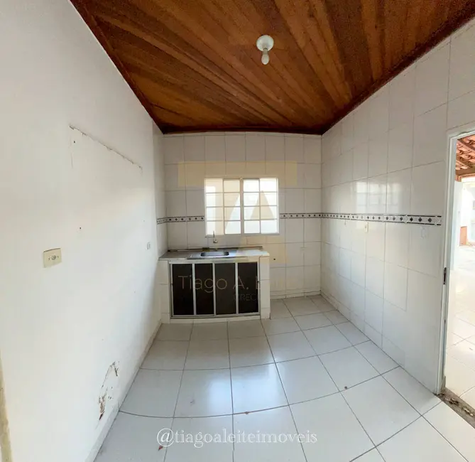 Sala Comercial à venda, 250m2 em Vila Bourghese, Pindamonhangaba - SP - imagem 9 Foto 9 de Sala Comercial à venda, 250m2 em Vila Bourghese, Pindamonhangaba - SP