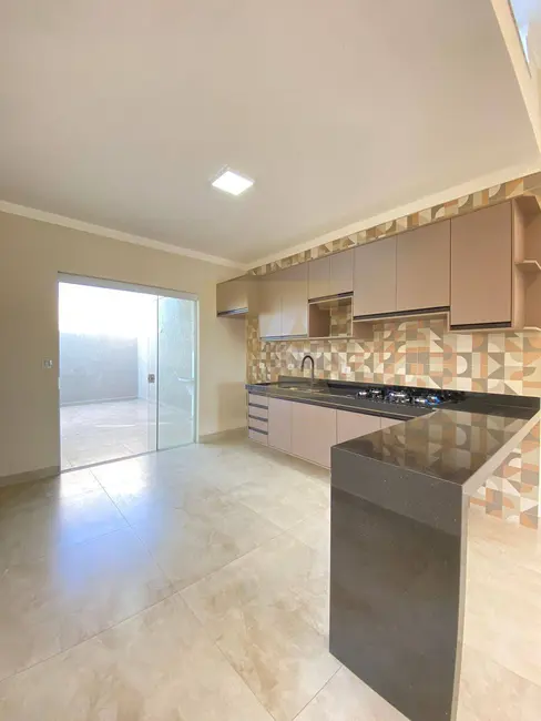 Foto 7 de Casa de Condomínio com 3 quartos à venda, 175m2 em Pindamonhangaba - SP