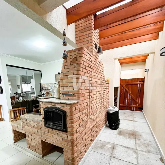 Foto 7 de Casa com 4 quartos à venda, 450m2 em Condominio Residencial Real Ville, Pindamonhangaba - SP