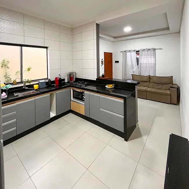 Foto 1 de Casa com 2 quartos à venda, 125m2 em Residencial Parque das Palmeiras, Pindamonhangaba - SP