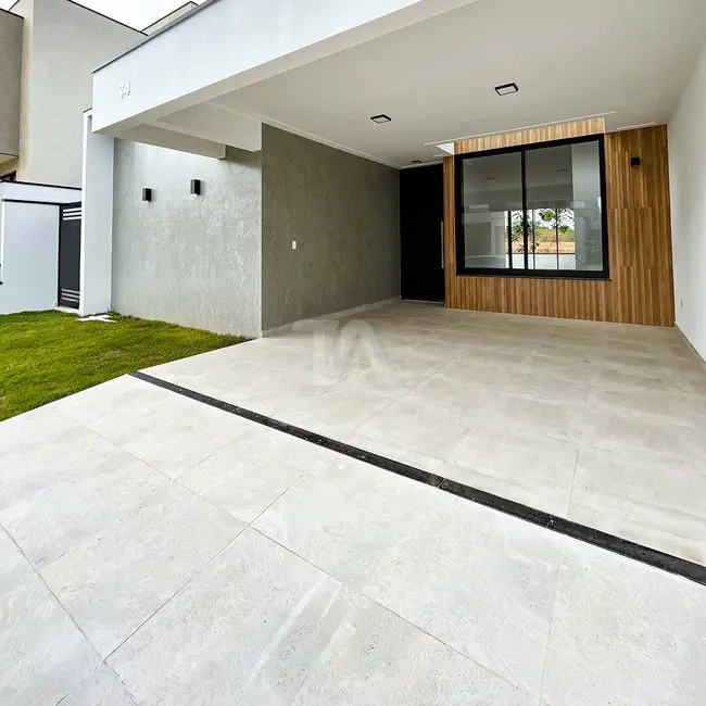 Foto 1 de Casa com 3 quartos à venda e para alugar, 258m2 em Condomínio Residencial e Comercial Moema Ville, Pindamonhangaba - SP