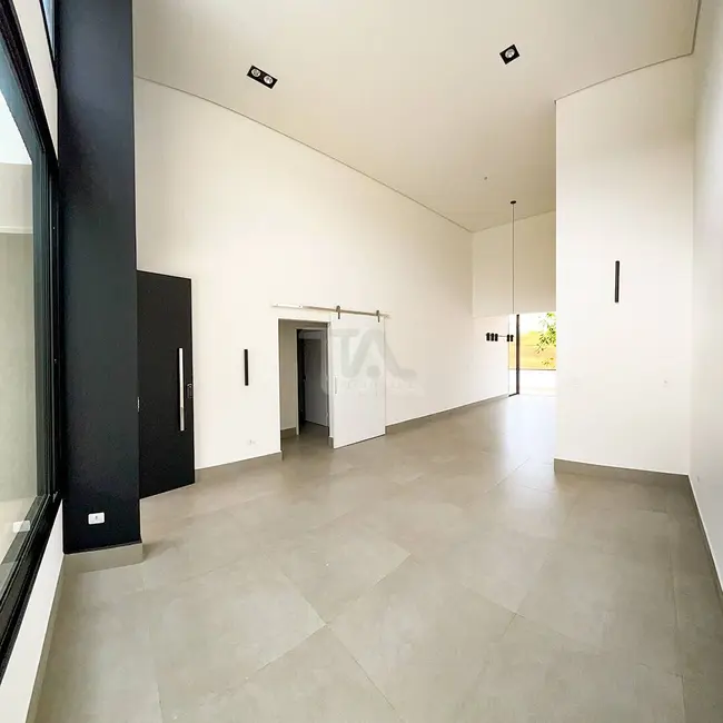 Foto 7 de Casa com 3 quartos à venda, 258m2 em Condomínio Residencial e Comercial Moema Ville, Pindamonhangaba - SP