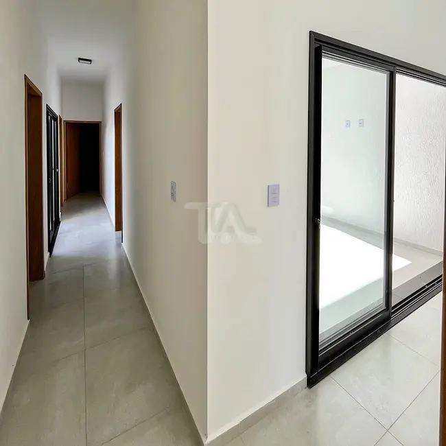 Foto 7 de Casa com 3 quartos à venda, 200m2 em Pindamonhangaba - SP