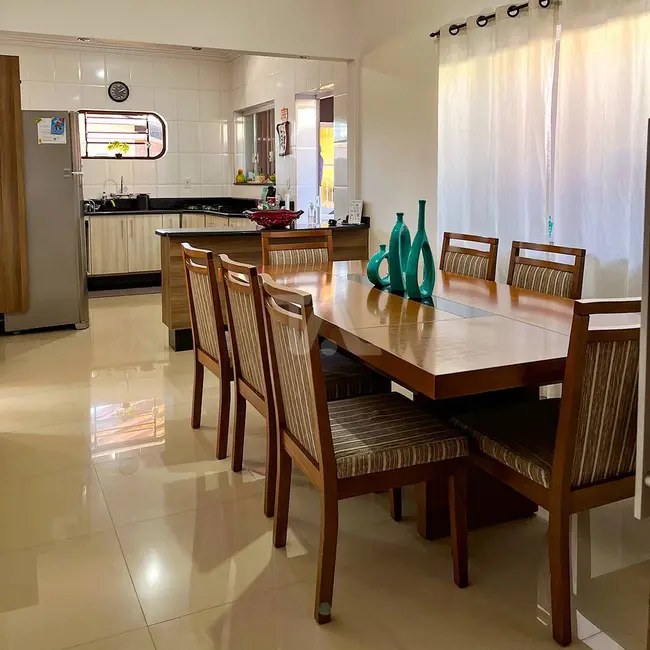 Foto 4 de Casa com 3 quartos à venda, 300m2 em Chácara da Galega, Pindamonhangaba - SP