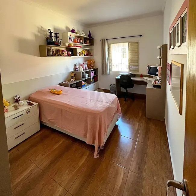 Foto 6 de Casa com 3 quartos à venda, 300m2 em Chácara da Galega, Pindamonhangaba - SP