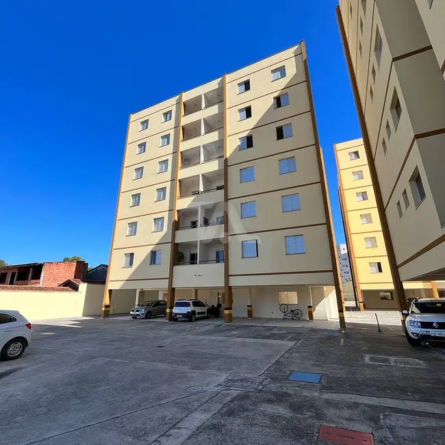 Foto 2 de Apartamento com 2 quartos à venda em Pindamonhangaba - SP