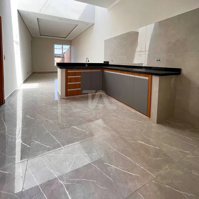 Foto 1 de Casa com 3 quartos à venda, 250m2 em Vila Suiça, Pindamonhangaba - SP