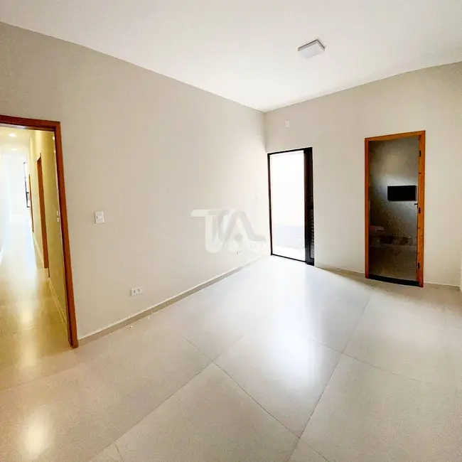 Casa de Condomínio com 3 quartos à venda, 200m2 em Parque São Domingos, Pindamonhangaba - SP - imagem 8 Foto 8 de Casa de Condomínio com 3 quartos à venda, 200m2 em Parque São Domingos, Pindamonhangaba - SP