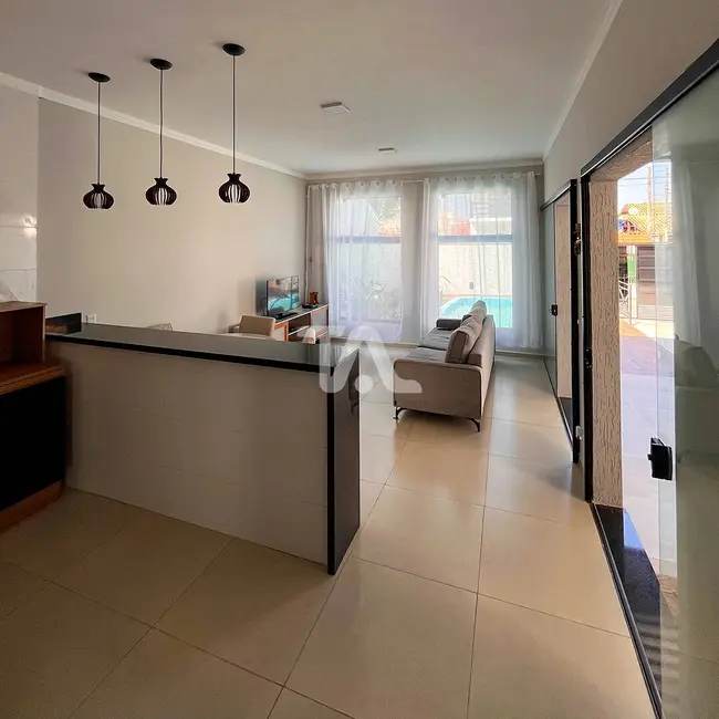 Foto 4 de Casa com 3 quartos à venda, 250m2 em Vila Suiça, Pindamonhangaba - SP