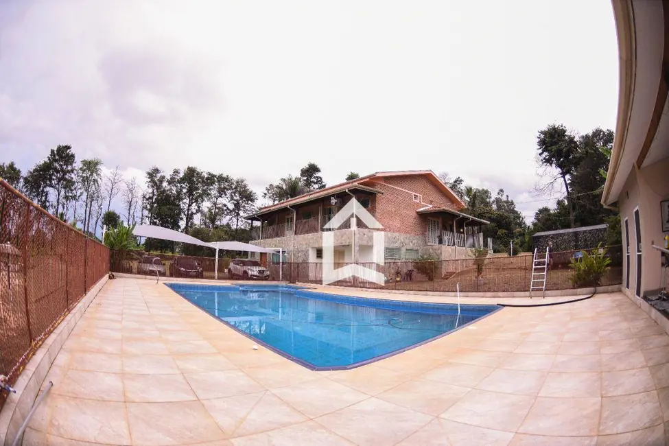 Foto 1 de Sítio / Rancho com 5 quartos à venda, 60258m2 em Mococa - SP