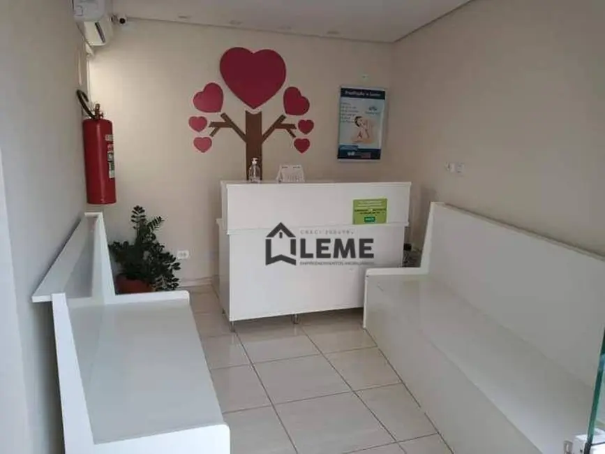 Foto 1 de Loja à venda, 250m2 em Centro, Vargem Grande Do Sul - SP