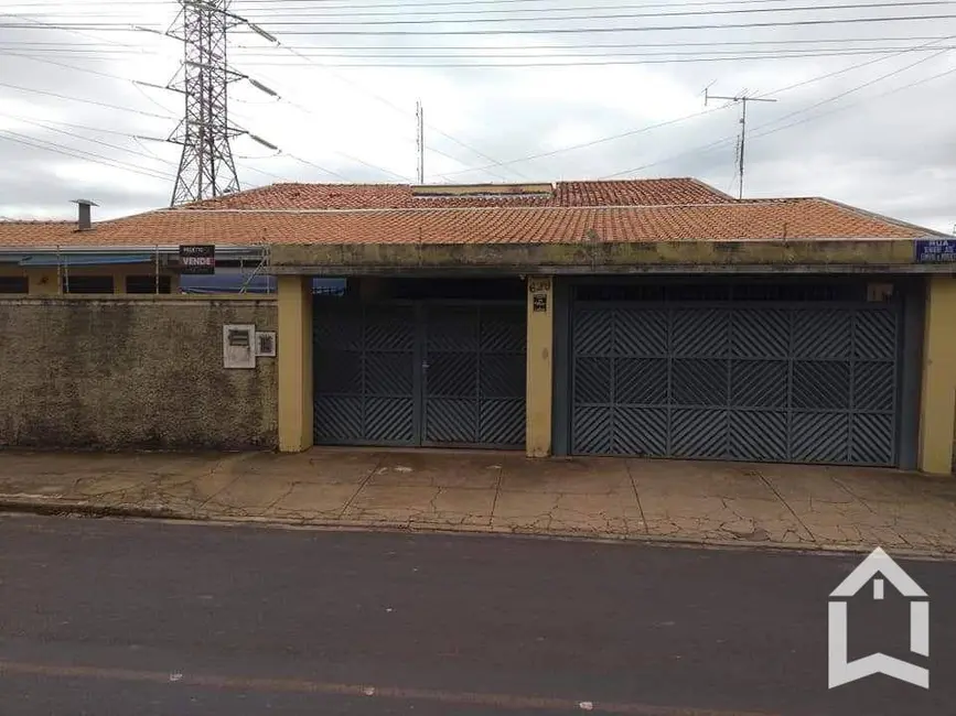 Casa com 5 quartos à venda, 1350m2 em Jardim Lavínia, Mococa - SP - imagem 1 Foto 1 de Casa com 5 quartos à venda, 1350m2 em Jardim Lavínia, Mococa - SP