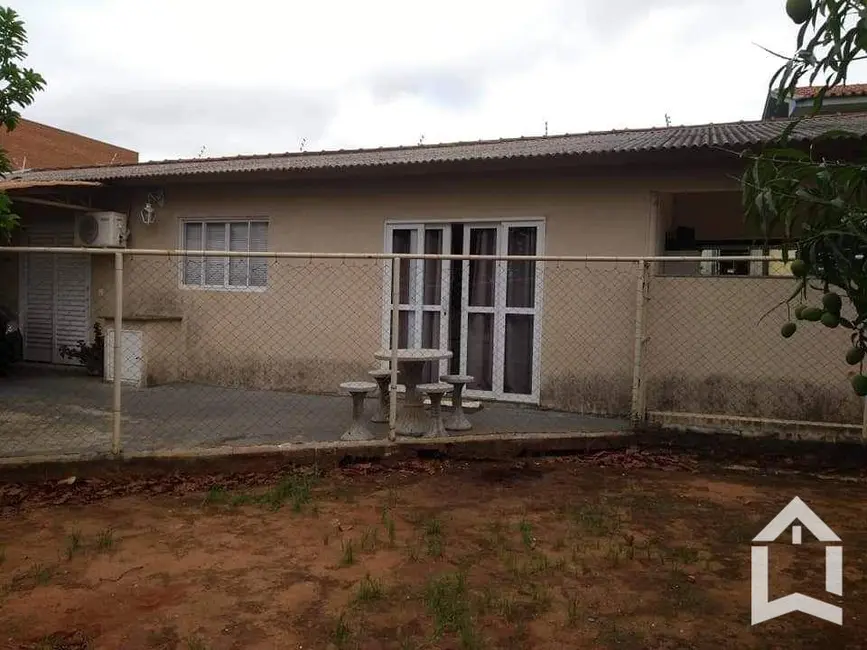 Casa com 5 quartos à venda, 1350m2 em Jardim Lavínia, Mococa - SP - imagem 9 Foto 9 de Casa com 5 quartos à venda, 1350m2 em Jardim Lavínia, Mococa - SP