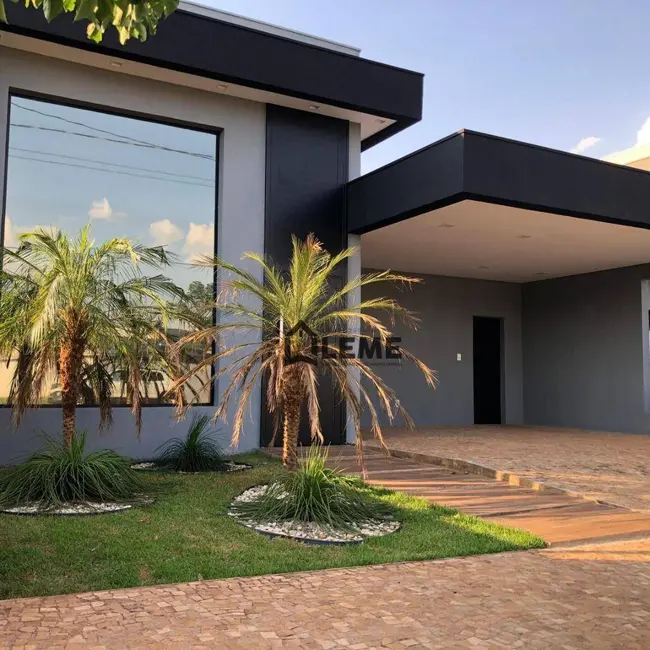 Foto 2 de Casa com 3 quartos à venda, 275m2 em Centro, Ribeirao Preto - SP