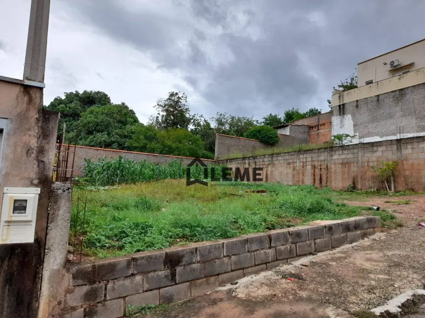 Foto 2 de Terreno / Lote à venda, 206m2 em Chácara São Pelegrino, Mococa - SP