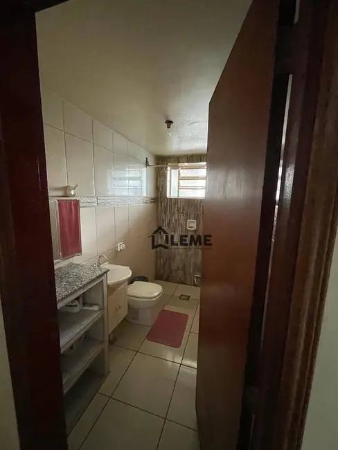 Casa com 2 quartos à venda, 153m2 em Mococa - SP - imagem 3 Foto 3 de Casa com 2 quartos à venda, 153m2 em Mococa - SP