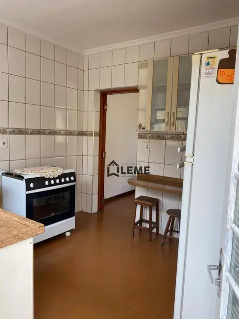 Foto 9 de Casa com 3 quartos à venda, 320m2 em Jardim São Domingos, Mococa - SP