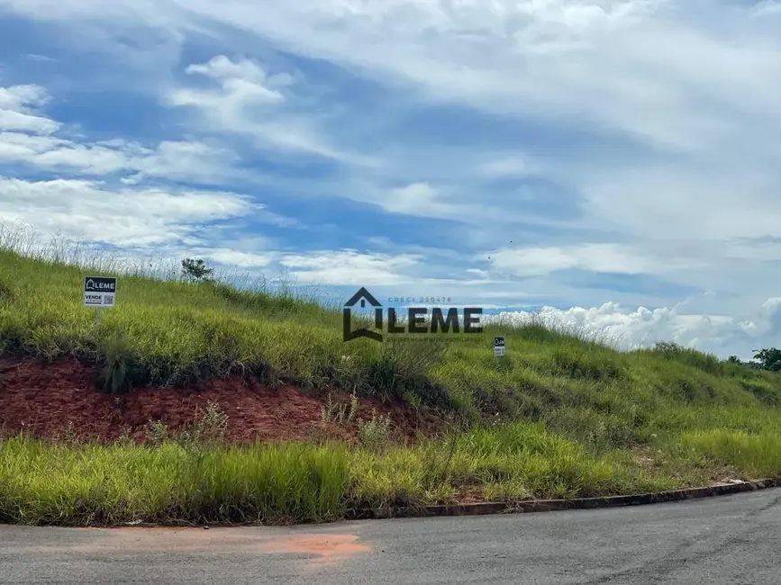Foto 3 de Terreno / Lote à venda, 1100m2 em Parque dos Manacás I, Mococa - SP