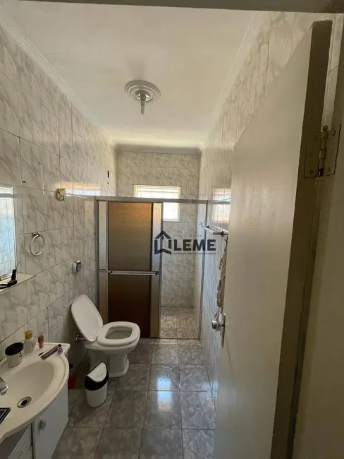 Foto 9 de Casa com 3 quartos à venda, 280m2 em Vila Santa Rosa, Mococa - SP