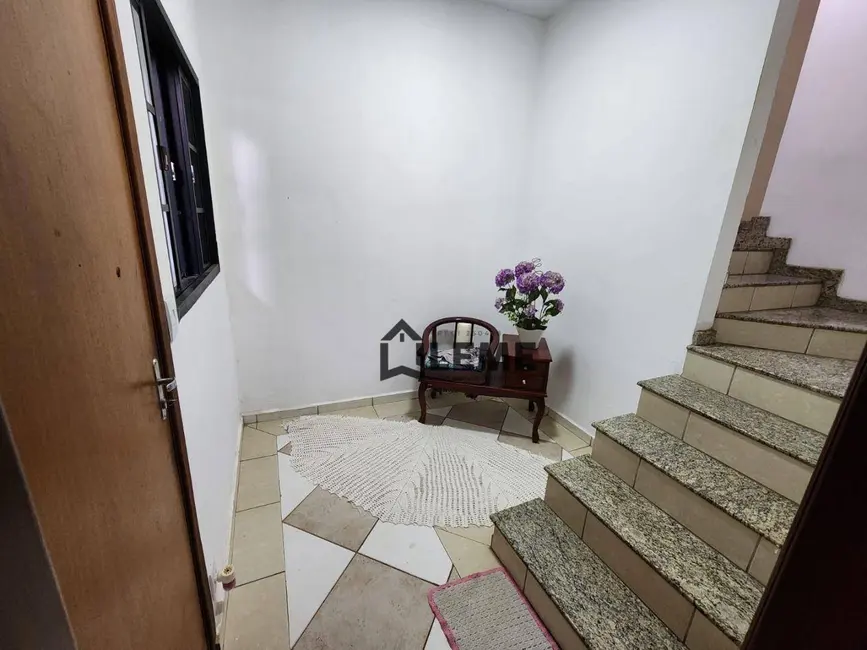 Foto 6 de Casa com 6 quartos à venda, 558m2 em Aparecida, Mococa - SP