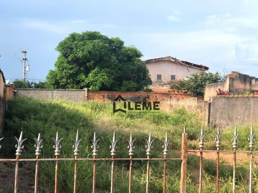 Foto 2 de Terreno / Lote à venda, 300m2 em Vila Santa Rosa, Mococa - SP