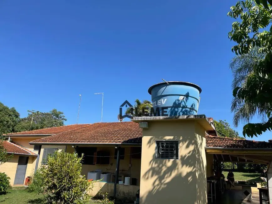 Foto 3 de Chácara com 3 quartos à venda, 2464m2 em Vila Lambari, Mococa - SP