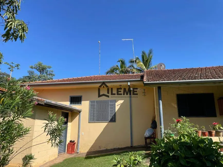 Foto 9 de Chácara com 3 quartos à venda, 2464m2 em Vila Lambari, Mococa - SP