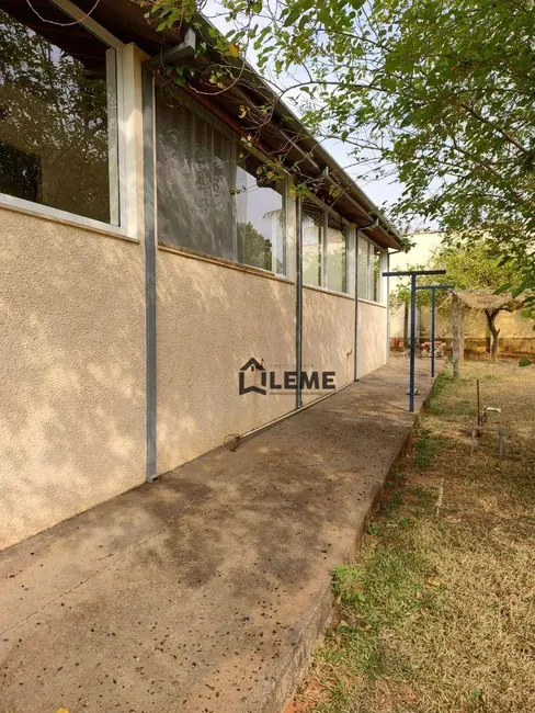 Chácara com 2 quartos à venda, 1500m2 em Vila Lambari, Mococa - SP - imagem 3 Foto 3 de Chácara com 2 quartos à venda, 1500m2 em Vila Lambari, Mococa - SP