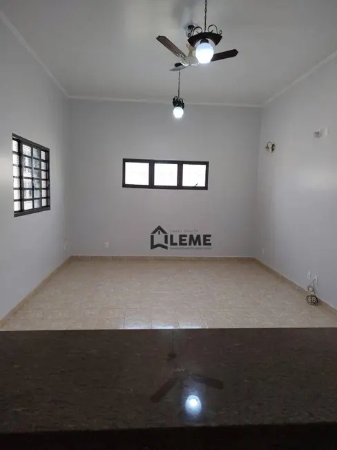 Foto 8 de Chácara com 2 quartos à venda, 1500m2 em Vila Lambari, Mococa - SP