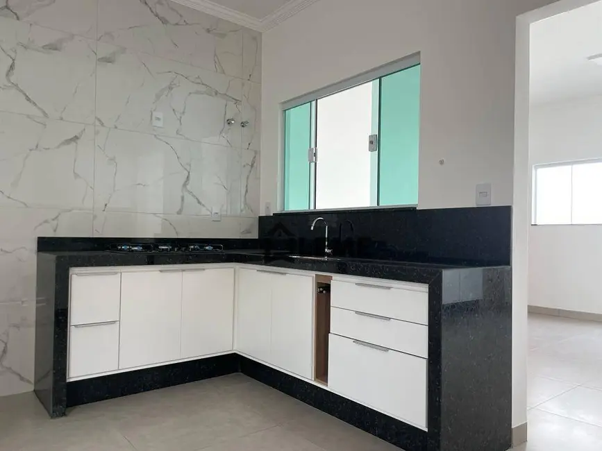 Casa com 3 quartos à venda, 300m2 em Jardim São Domingos, Mococa - SP - imagem 6 Foto 6 de Casa com 3 quartos à venda, 300m2 em Jardim São Domingos, Mococa - SP