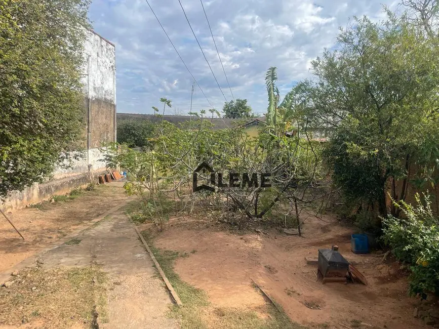 Foto 2 de Casa com 2 quartos à venda, 400m2 em Vila Santa Rosa, Mococa - SP