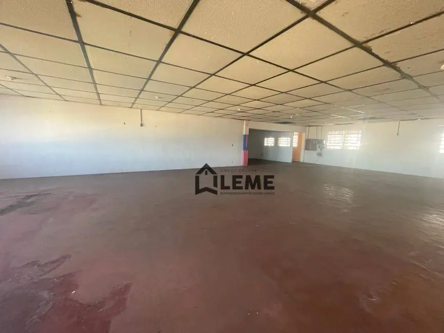 Armazém / Galpão à venda e para alugar, 2397m2 em Centro, Mococa - SP - imagem 9 Foto 9 de Armazém / Galpão à venda e para alugar, 2397m2 em Centro, Mococa - SP