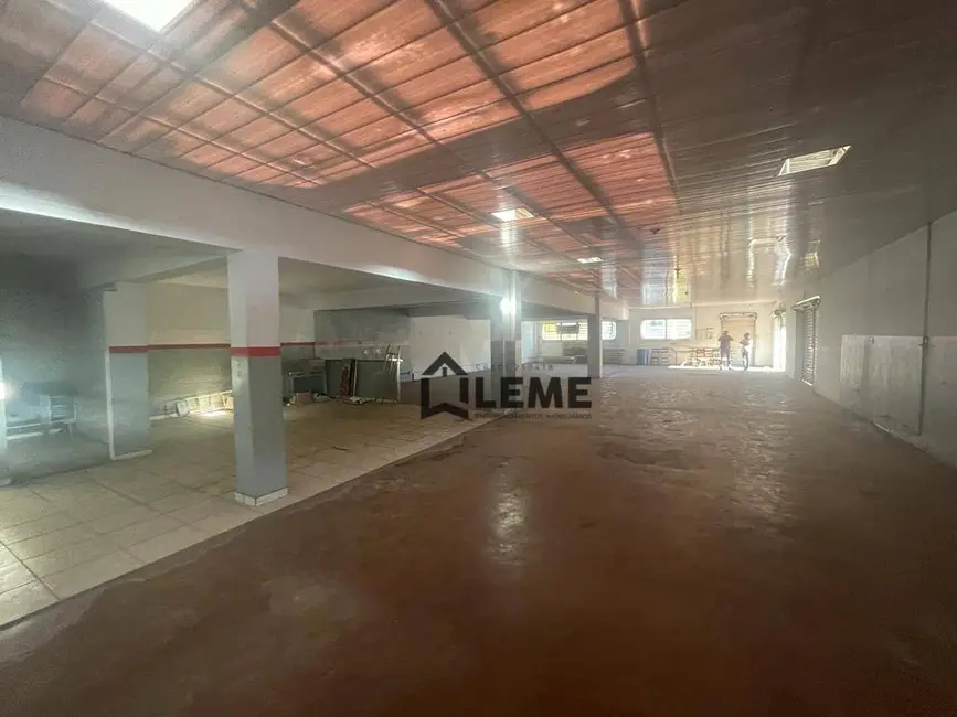 Armazém / Galpão à venda e para alugar, 2397m2 em Centro, Mococa - SP - imagem 3 Foto 3 de Armazém / Galpão à venda e para alugar, 2397m2 em Centro, Mococa - SP