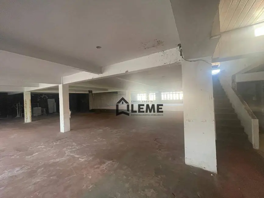 Armazém / Galpão à venda e para alugar, 2397m2 em Centro, Mococa - SP - imagem 4 Foto 4 de Armazém / Galpão à venda e para alugar, 2397m2 em Centro, Mococa - SP