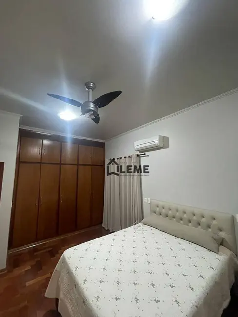 Casa com 4 quartos à venda, 389m2 em Cecap I, Mococa - SP - imagem 8 Foto 8 de Casa com 4 quartos à venda, 389m2 em Cecap I, Mococa - SP