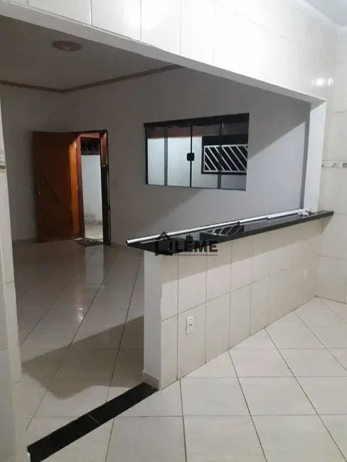 Foto 1 de Casa com 2 quartos à venda, 180m2 em Conjunto Habitacional Nelson Niero, Mococa - SP