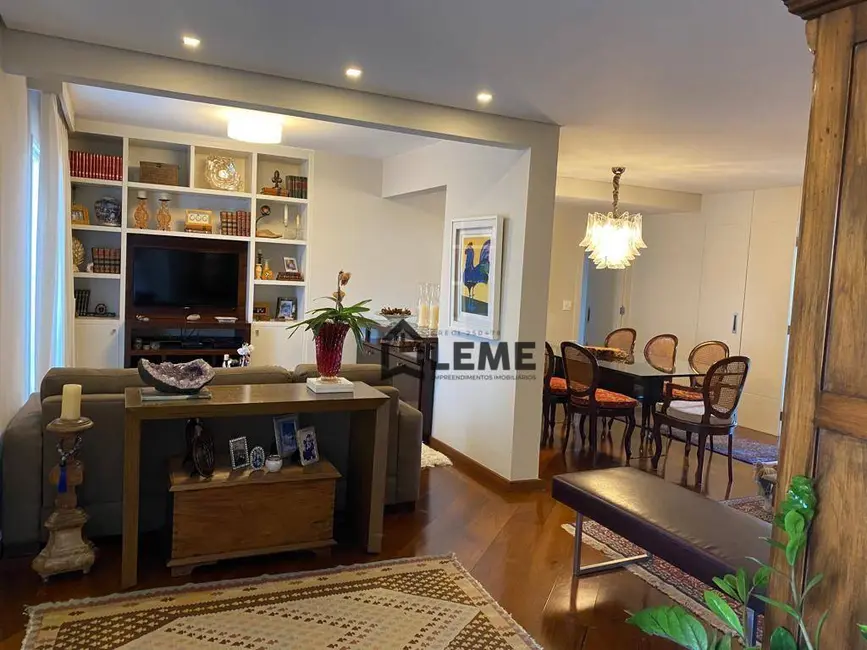 Foto 2 de Apartamento com 3 quartos à venda, 150m2 em Vila Madalena, São Paulo - SP
