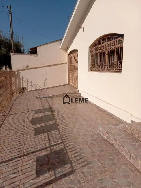 Foto 1 de Casa com 3 quartos à venda, 300m2 em Jardim São Domingos, Mococa - SP