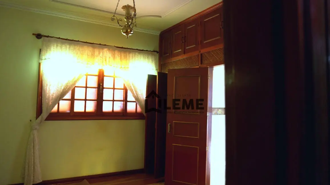 Casa com 4 quartos à venda em Vila Lambari, Mococa - SP - imagem 9 Foto 9 de Casa com 4 quartos à venda em Vila Lambari, Mococa - SP