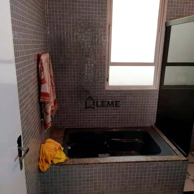 Casa com 4 quartos à venda em Centro, Mococa - SP - imagem 8 Foto 8 de Casa com 4 quartos à venda em Centro, Mococa - SP