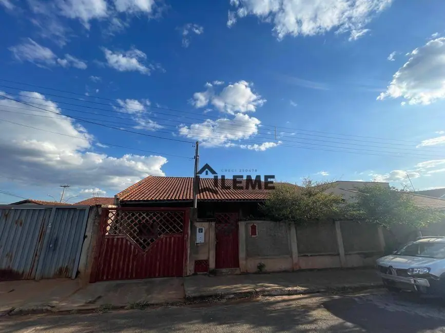 Foto 1 de Casa com 3 quartos à venda em Vila Lambari, Mococa - SP