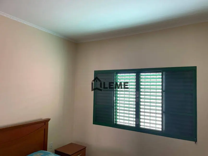 Foto 5 de Casa com 3 quartos à venda, 360m2 em Jardim Chico Piscina, Mococa - SP